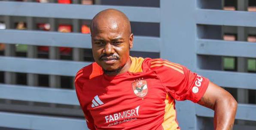 شوبير: أنباء مفاوضات الزمالك مع بيرسي تاو لا أساس لها من الصحة