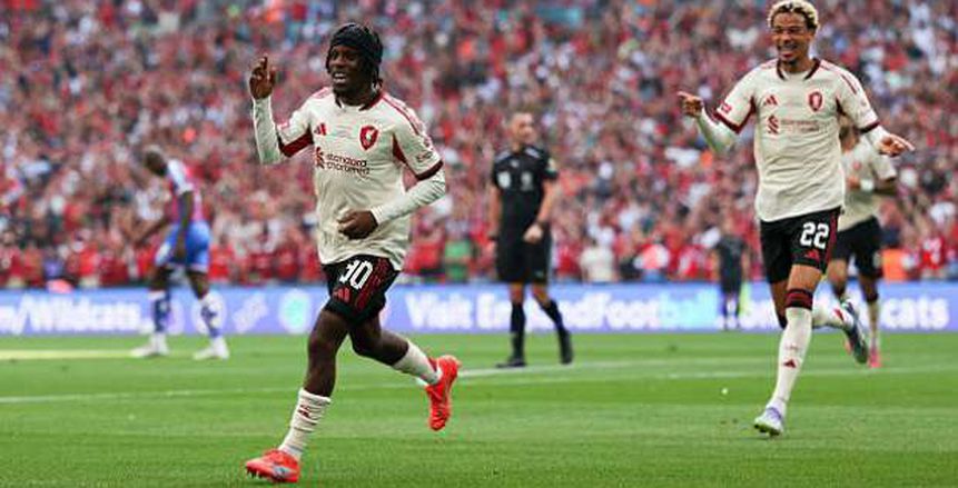 شوط أول مثير بين ليفربول وكريستال بالاس في كأس الدرع الخيرية