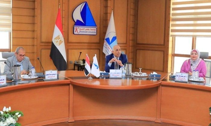 النشر العلمي والتوعية المجتمعية محور اجتماع مجلس عمداء جامعة كفر الشيخ