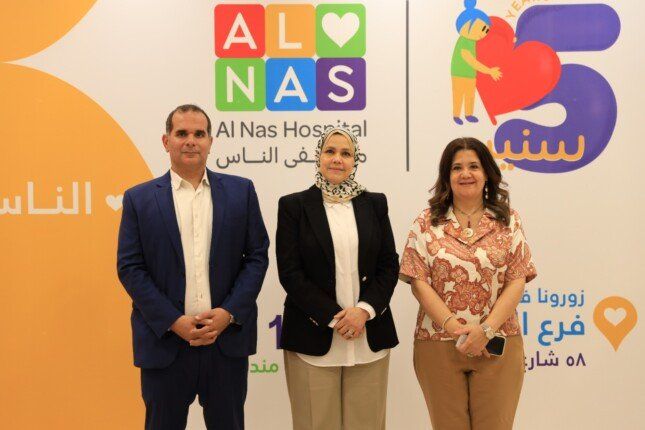 رئيس مصلحة الضرائب: مستشفى الناس نموذج مشرف للرعاية المجانية المتكاملة