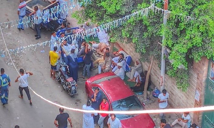 وسط الآلام والدموع.. مشاهد مؤثرة لأسر ضحايا حادث غرق «شاطئ أبو تلات» بالإسكندرية