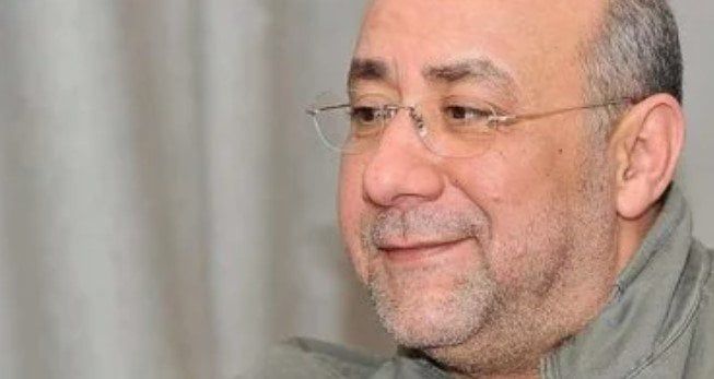 قبل إجرائه عملية جراحية.. بهاء الدين محمد يطالب جمهوره بالدعاء لشقيقه