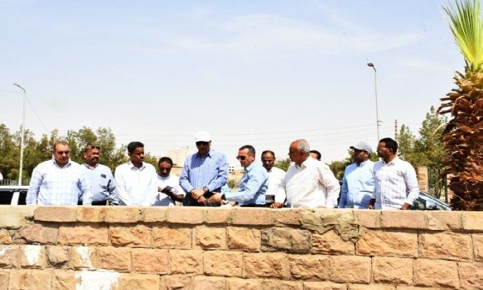 محافظ أسوان: استغلال أرض المعارض لإقامة كرفانات ومحلات وفق الهوية البصرية